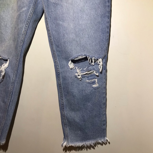 Twelve by OnTwelfth Cutoff Distressed Jeans - Picture 4 of 5
